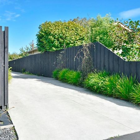 Dickens St - Christchurch Holiday Homes 外观 照片